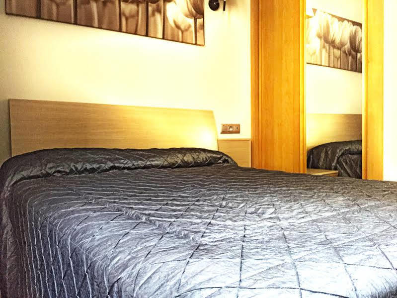 Dream Suites And Apartments Almeria Centro Exterior foto